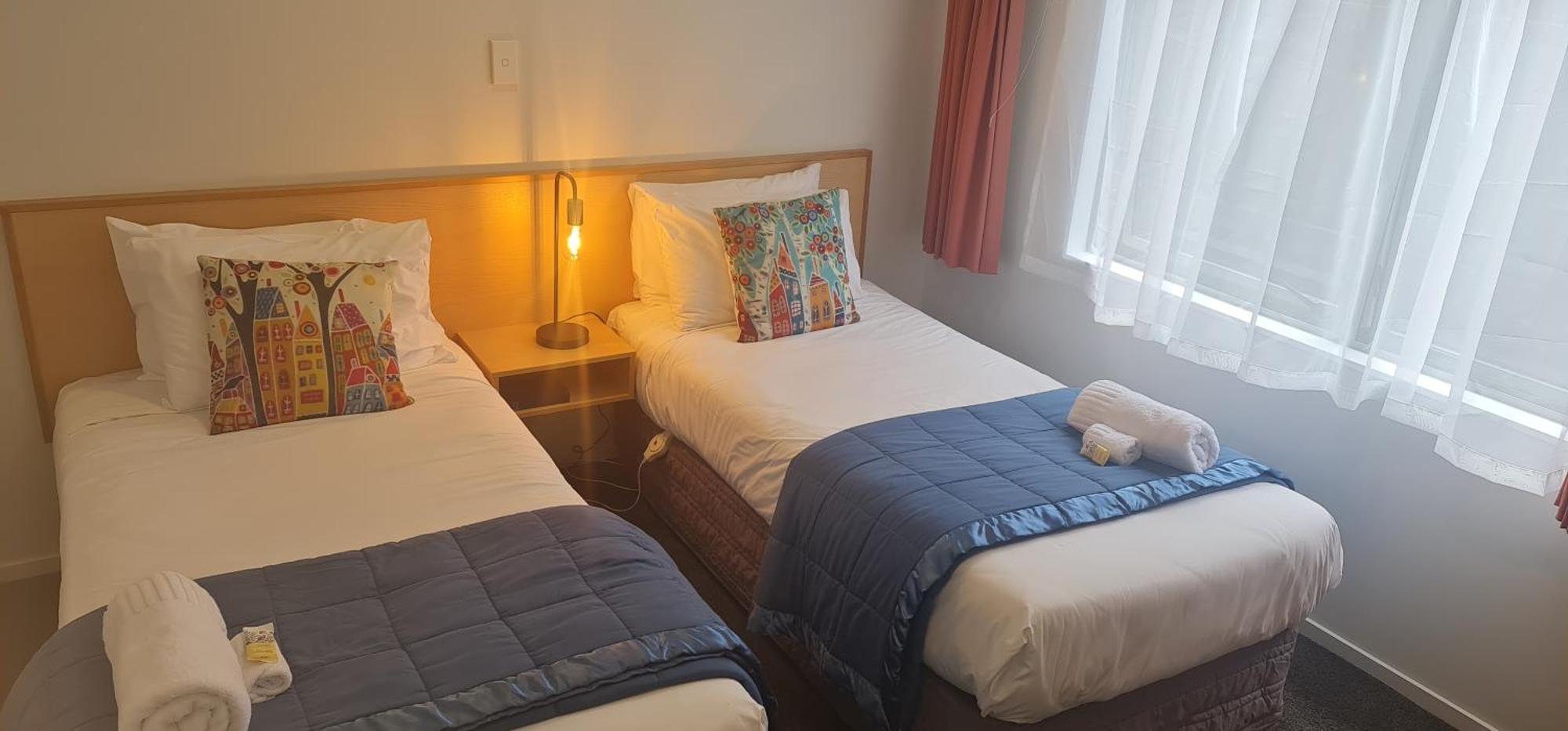 Asure Kaimai View Motel Катикати Екстериор снимка